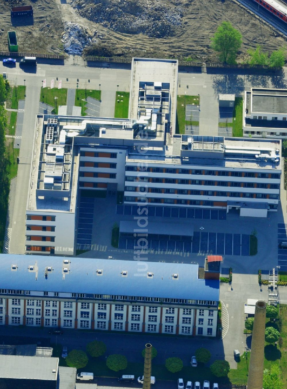 Luftaufnahme Berlin - Bürogebäudekomplex der Deutsche Funkturm GmbH im Bezirk Lichtenberg in Berlin