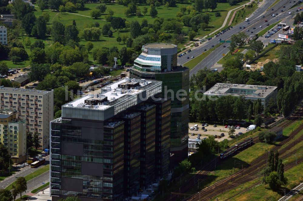 Warschau aus der Vogelperspektive: Bürogebäudekomplex Eurocentrum im Stadtteil Ochota in Warschau in Polen