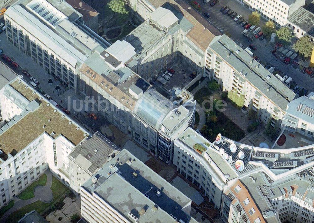 Luftaufnahme Berlin - Bürohaus der BIG GmbH & CO an der Taubenstraße 26 in Berlin - Mitte.