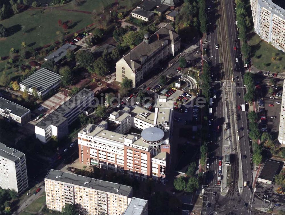 Luftaufnahme Berlin - Lichtenberg - Bürohaus an der Möllendorfstraße in Berlin-Lichtenberg