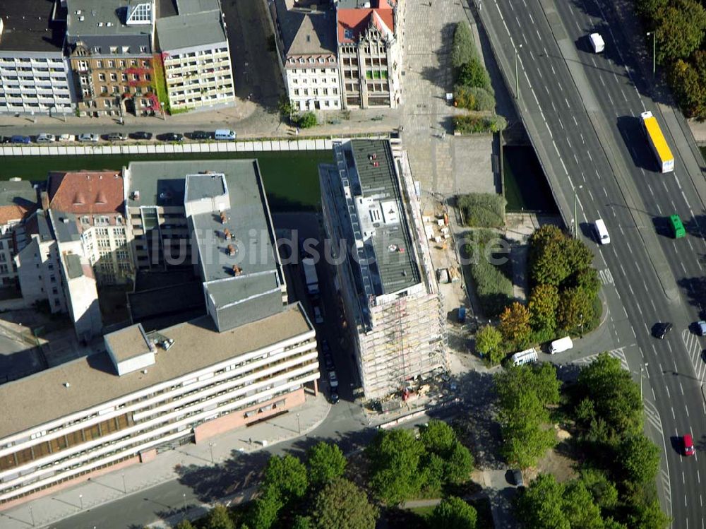 Luftbild Berlin - Bürohaus am Spittelmarkt in Berlin-Mitte.