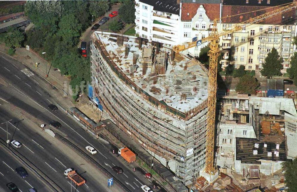 Berlin - Charlottenburg von oben - Bürohausbau an der Stadtautobahn Halensee