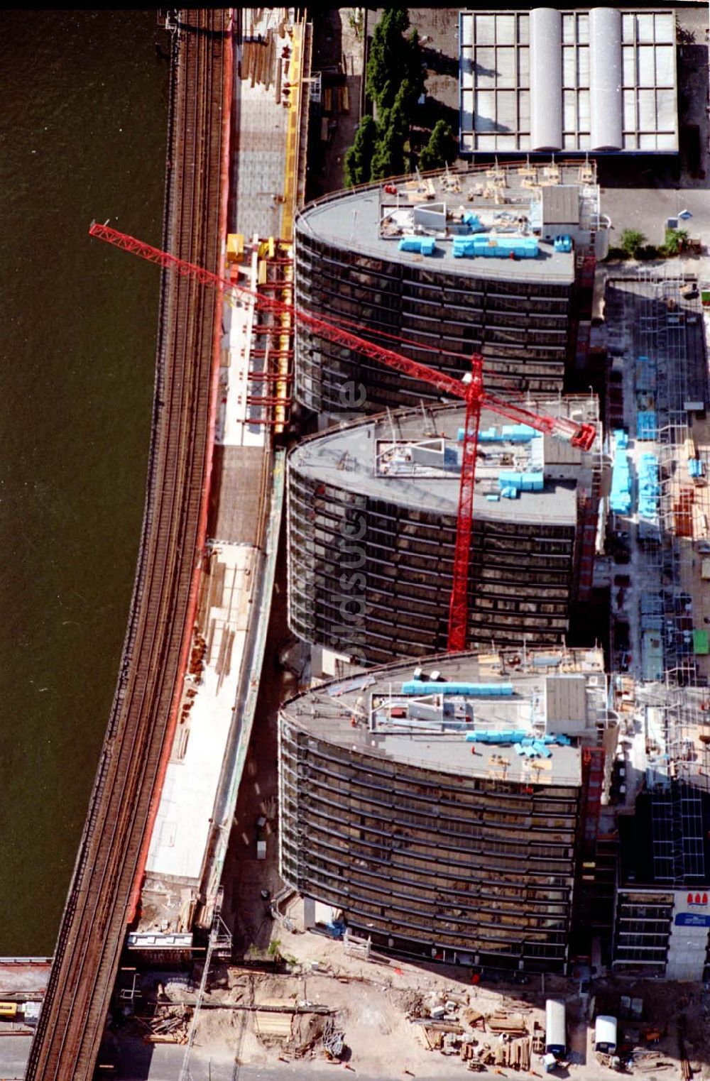 Luftbild Berlin Mitte - 05.08.1995 Bürohauskomplex Holzmarktstraße