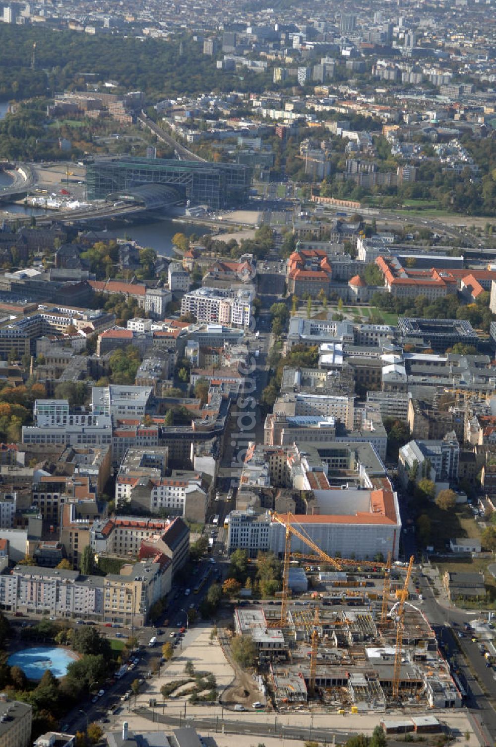 Luftbild Berlin - Bürohausnebau am Nordbahnhof Berlin