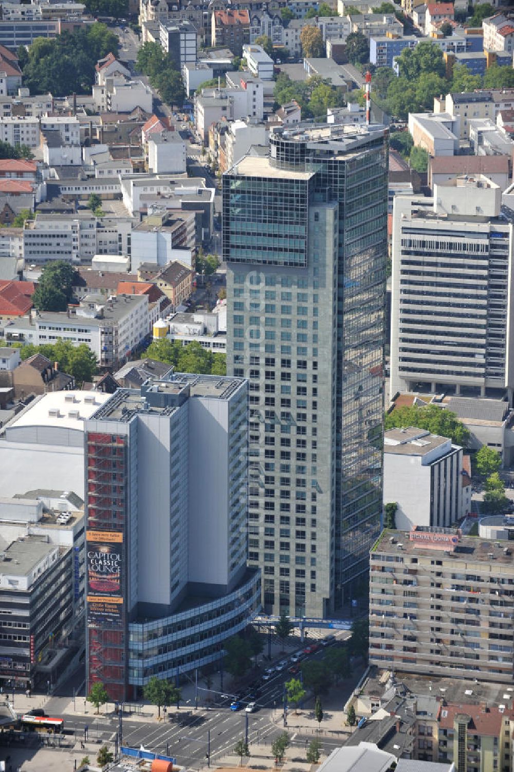 Luftaufnahme Offenbach am Main - Bürohochhaus City Tower an der Berliner Straße in Offenbach am Main