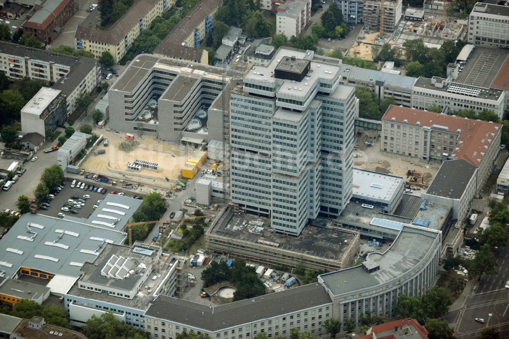 Luftbild Berlin - Bürohochhaus der Deutschen Rentenversicherung (BfA Hochhaus) im Ortsteil Halensee im Bezirk Charlottenburg-Wilmersdorf in Berlin