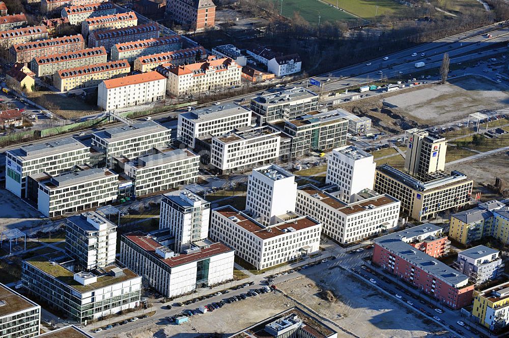 München Schwabing aus der Vogelperspektive: Büroneubauten in der Parkstadt Schwabing in München im Bundesland Bayern