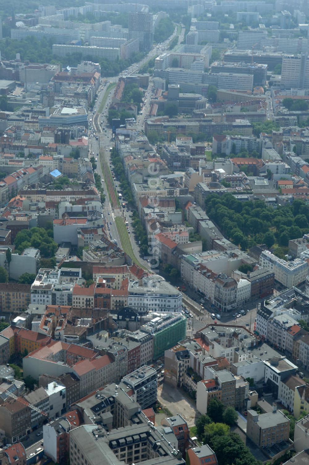 Luftbild Berlin - Brunnenstrasse / Torstrasse in 10119 Berlin - Mitte am Rosenthaler Platz