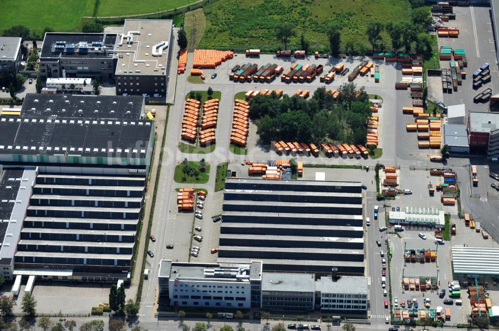 Berlin Neukölln aus der Vogelperspektive: BSR Betriebshof an der Gradestraße in Berlin - Neukölln