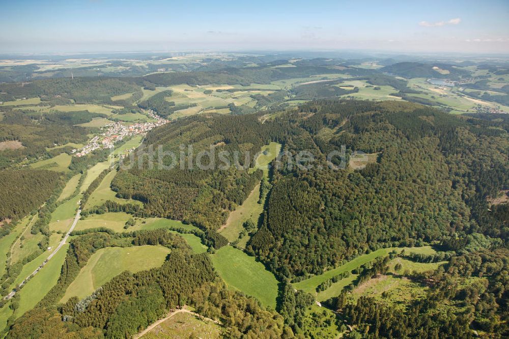 Diemelsee von oben - Buchenwälder am Nationalpark Diemelsee, einem Weltnaturerbegebiet der UNESCO