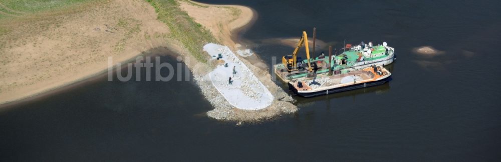 Frankfurt (Oder) von oben - Buhnen- Landschaft an den Uferbereichen der Oder Flussverlaufes in Frankfurt (Oder) im Bundesland Brandenburg