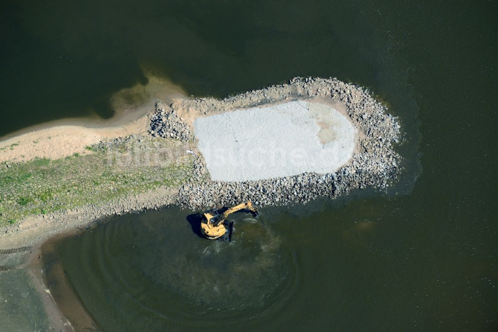 Frankfurt (Oder) aus der Vogelperspektive: Buhnen- Landschaft an den Uferbereichen der Oder Flussverlaufes in Frankfurt (Oder) im Bundesland Brandenburg