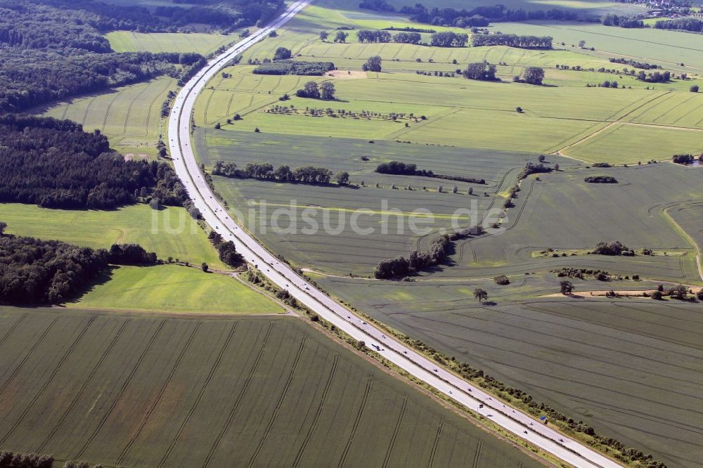 Laucha aus der Vogelperspektive: Bundesautobahn A4 bei Laucha und Mechterstädt im Bundesland Thüringen