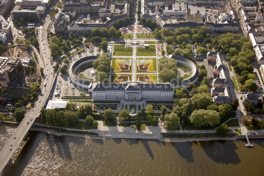 Luftbild Koblenz - Bundesgartenschau Buga 2011 am Kurfürstlichen Schloss in Koblenz