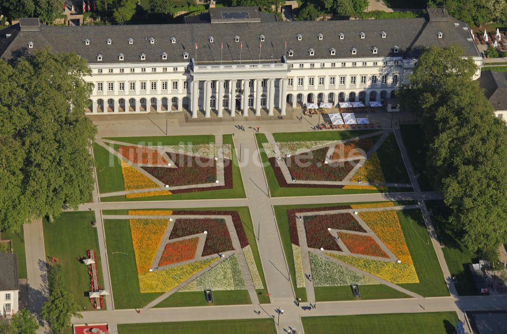 Koblenz von oben - Bundesgartenschau Buga 2011 am Kurfürstlichen Schloss in Koblenz