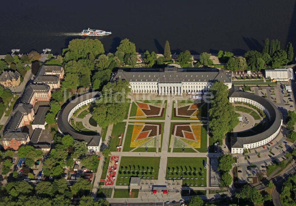 Luftaufnahme Koblenz - Bundesgartenschau Buga 2011 am Kurfürstlichen Schloss in Koblenz