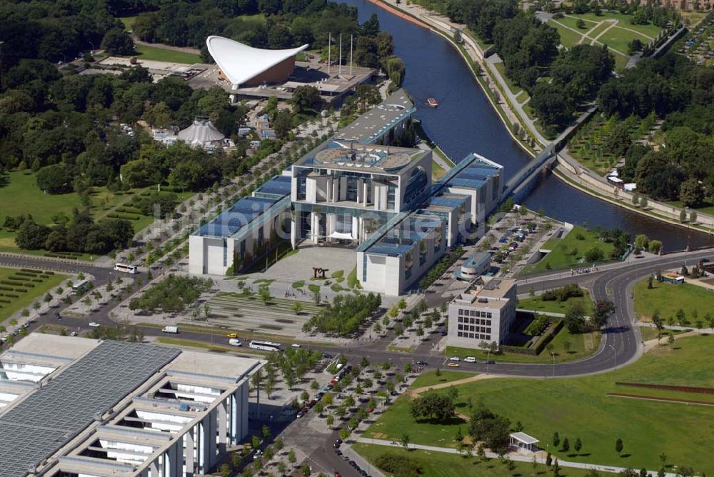 Berlin von oben - Bundeskanzleramt und Regierungsviertel in Berlin