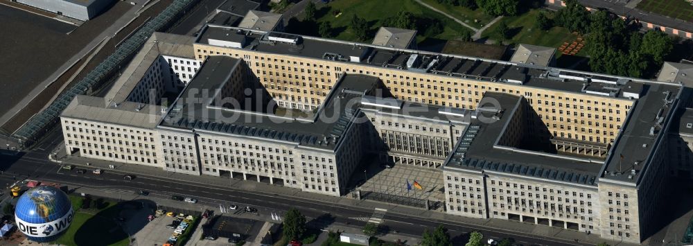 Luftbild Berlin - Bundesministerium der Finanzen / Finanzministerium an der Wilhelmstraße in Berlin - Mitte