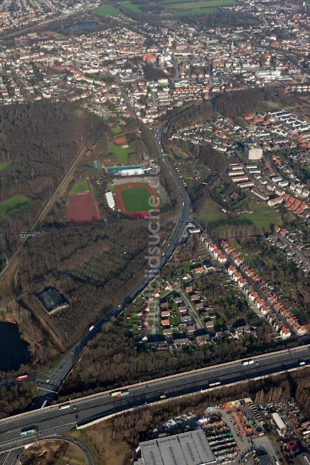 Luftaufnahme Gladbeck - Bundesstraße B 224 in Gladbeck im Bundesland Nordrhein-Westfalen