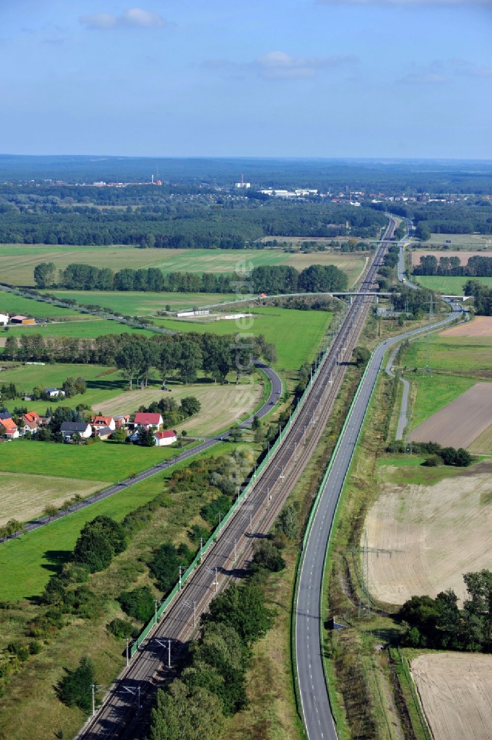 Großwudicke / Buckow von oben - Bundesstraße 188 in Großwudicke / Buckow im Bundesland Brandenburg