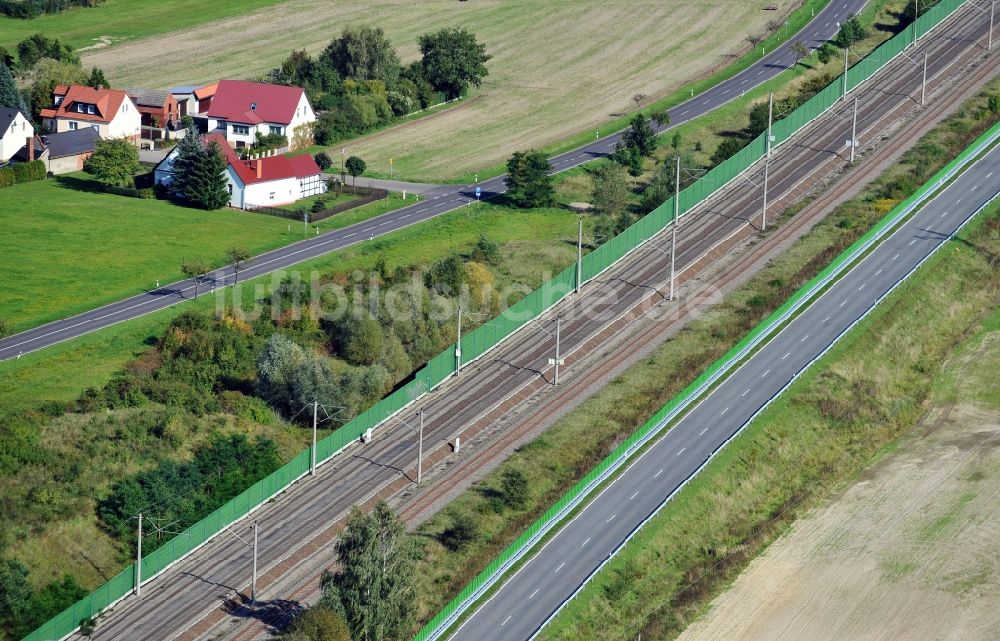 Großwudicke / Buckow aus der Vogelperspektive: Bundesstraße 188 in Großwudicke / Buckow im Bundesland Brandenburg