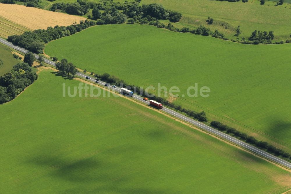 Großenehrich von oben - Bundestraße B4 bei Großenehrich im Bundesland Thüringen