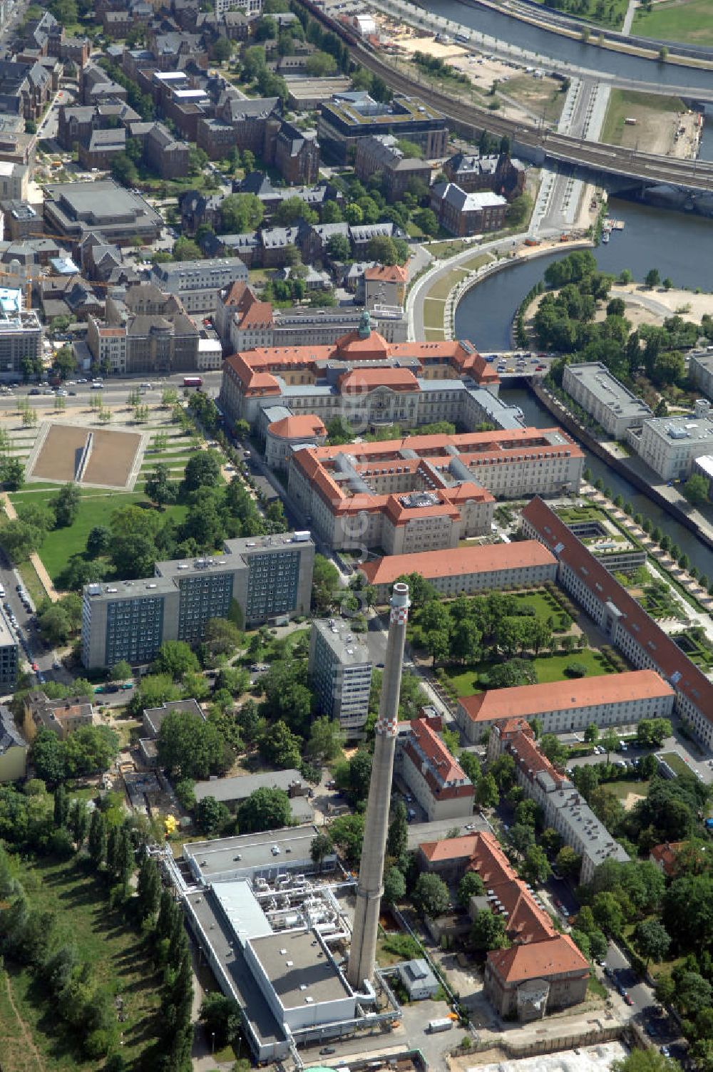 Luftaufnahme Berlin - Bundeswirtschaftsministerium an der Invalidenstrasse in Berlin-Mitte