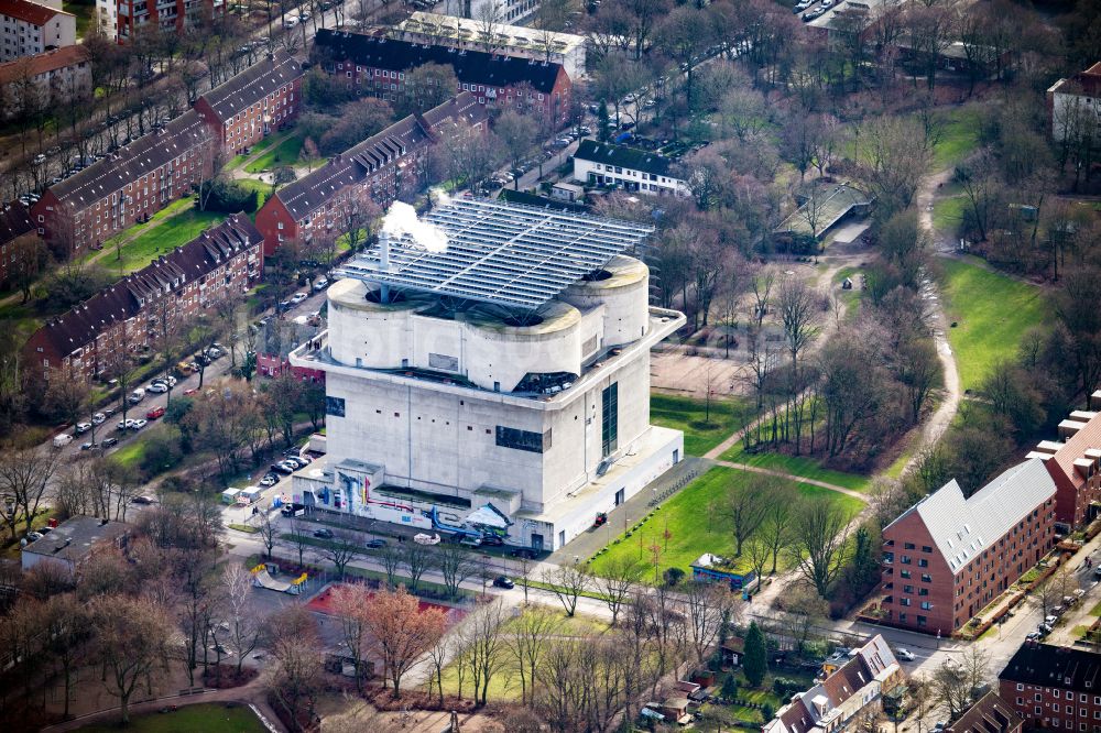 Luftaufnahme Hamburg - Bunker- Gebäudekomplex der Waterkant - Hambug Event im Ortsteil Wilhelmsburg in Hamburg, Deutschland