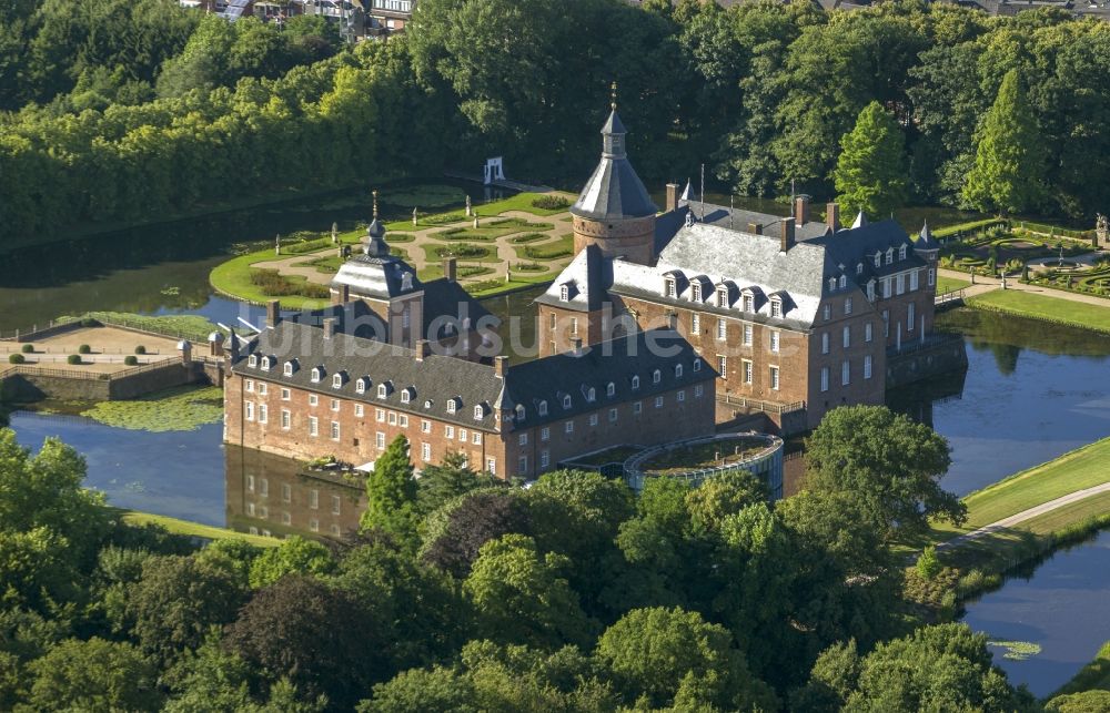 Luftbild Isselburg - Burg Anholt in Isselburg in Nordrhein-Westfalen