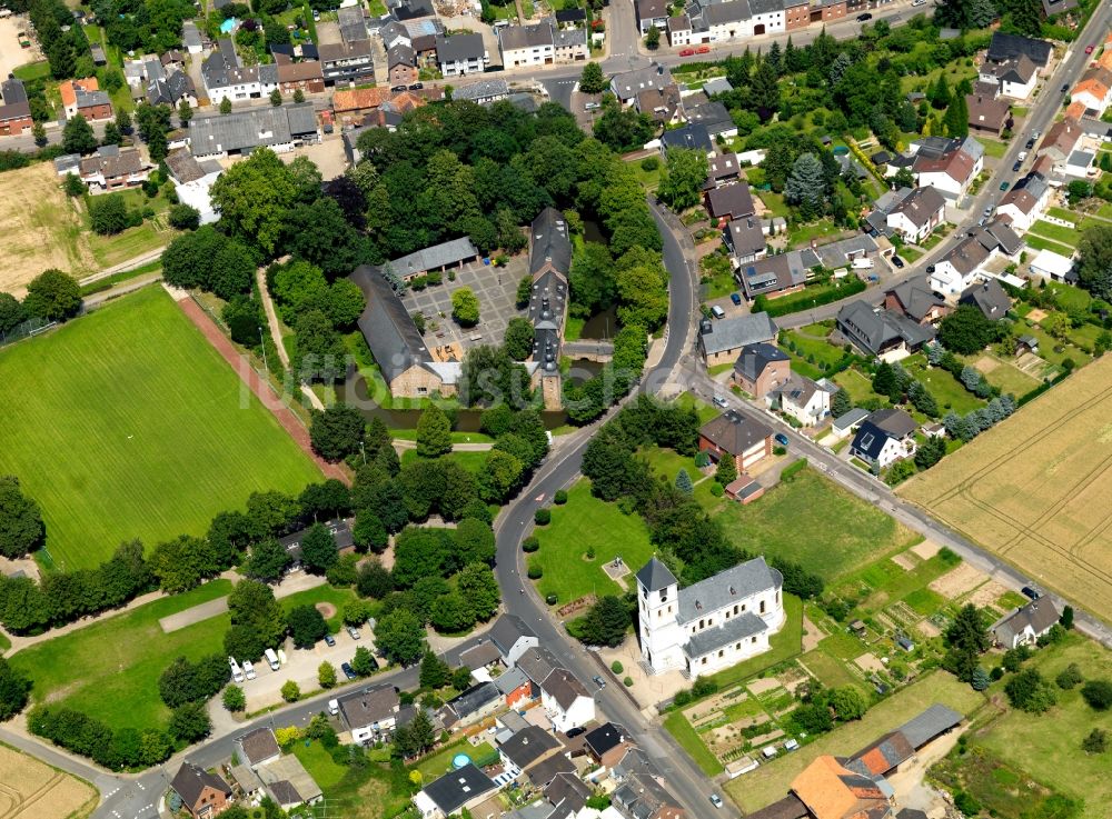 Birgel von oben - Burg Birgel im Stadtteil Birgel in Düren im Bundesland Nordrhein-Westfalen