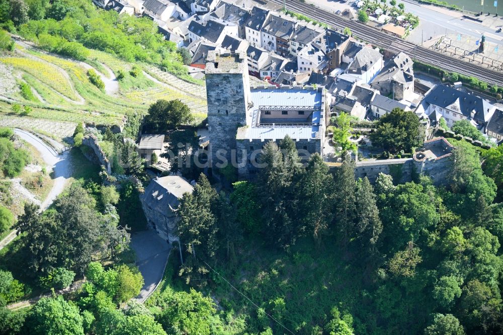 Kaub von oben - Burg Burg Gutenfels am Schlossweg in Kaub im Bundesland Rheinland-Pfalz, Deutschland