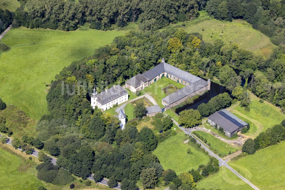 Dreiborn von oben - Burg Dreiborn in Schleiden im Bundesland Nordrhein-Westfalen, Deutschland