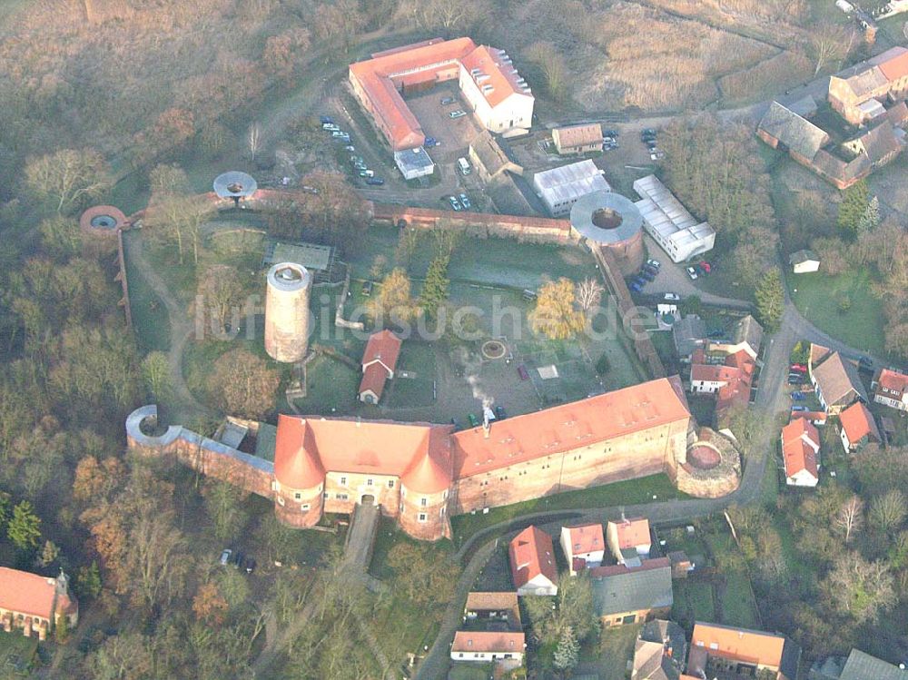 Belzig aus der Vogelperspektive: Burg Eisenhardt in Belzig