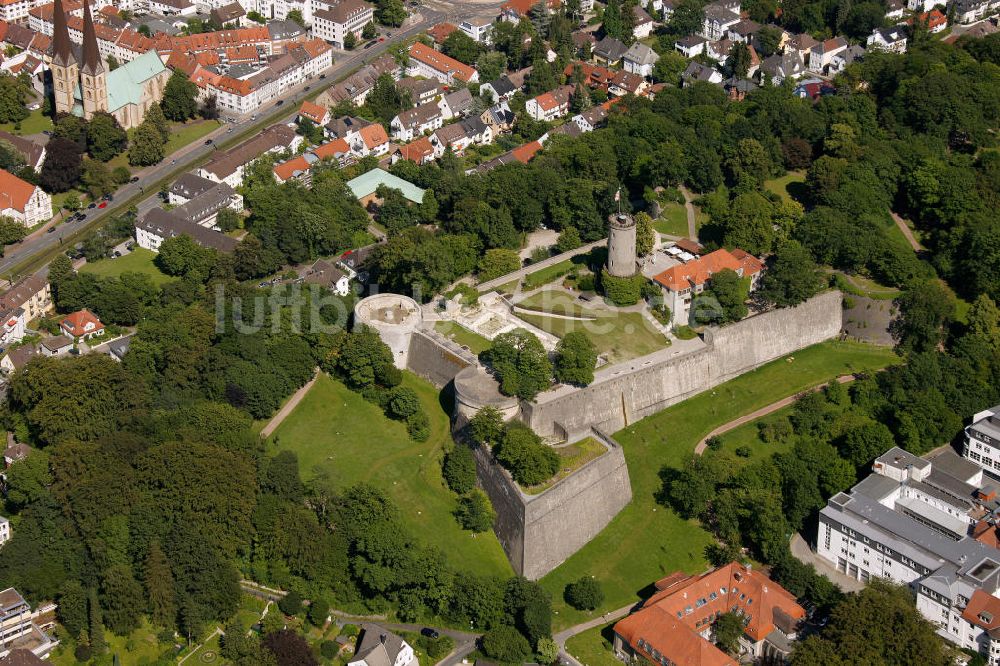 Luftbild Bielefeld - Burg und Festung Sparrenberg in Bielefeld