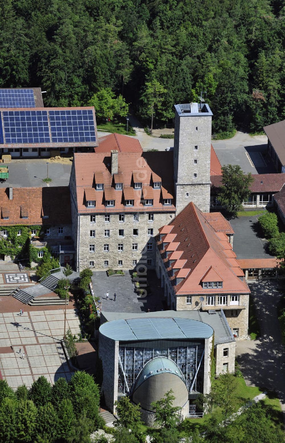 Ebermannstadt aus der Vogelperspektive: Burg Feuerstein bei Ebermannstadt, Bayern