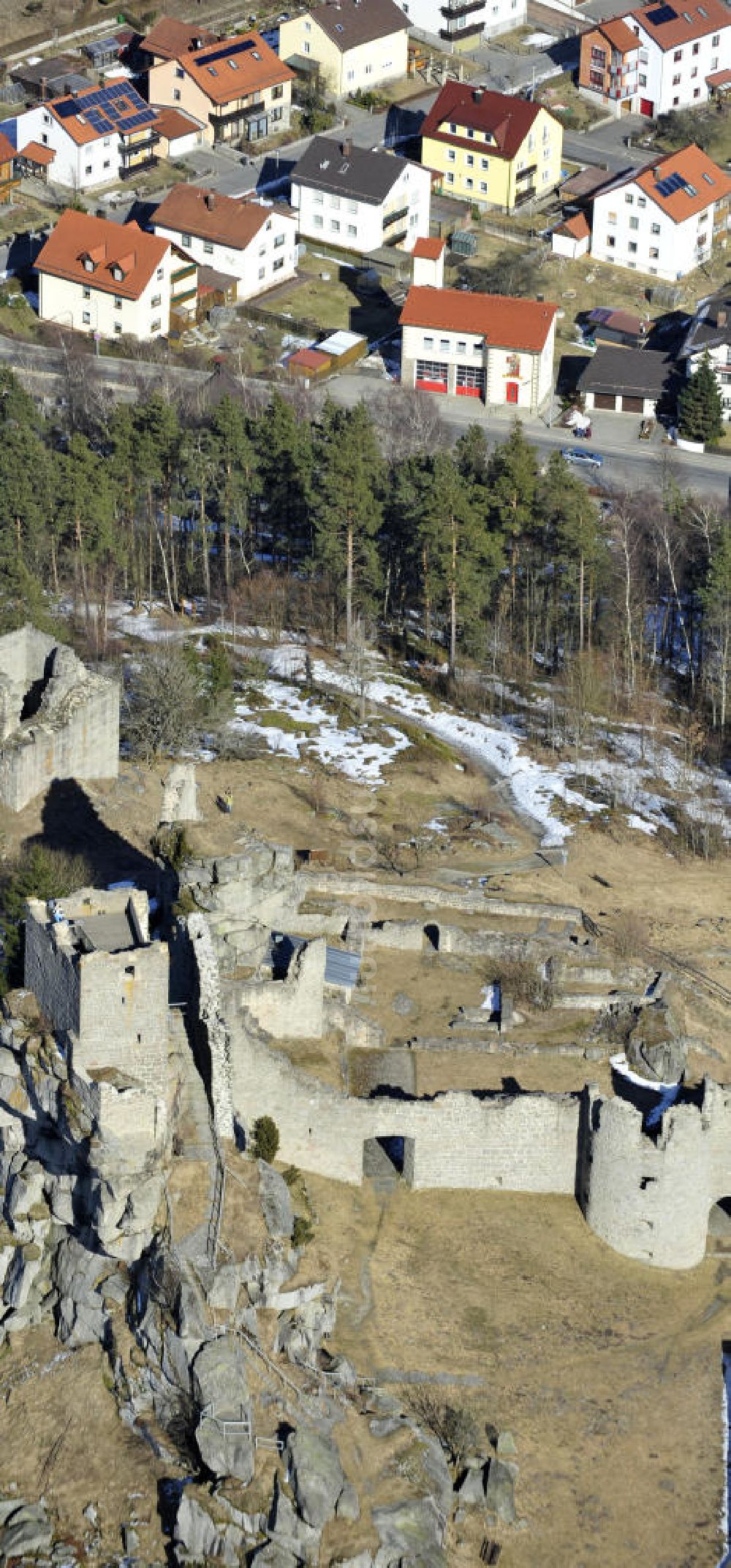 Luftaufnahme Flossenbürg - Burg Flossenbürg in Bayern