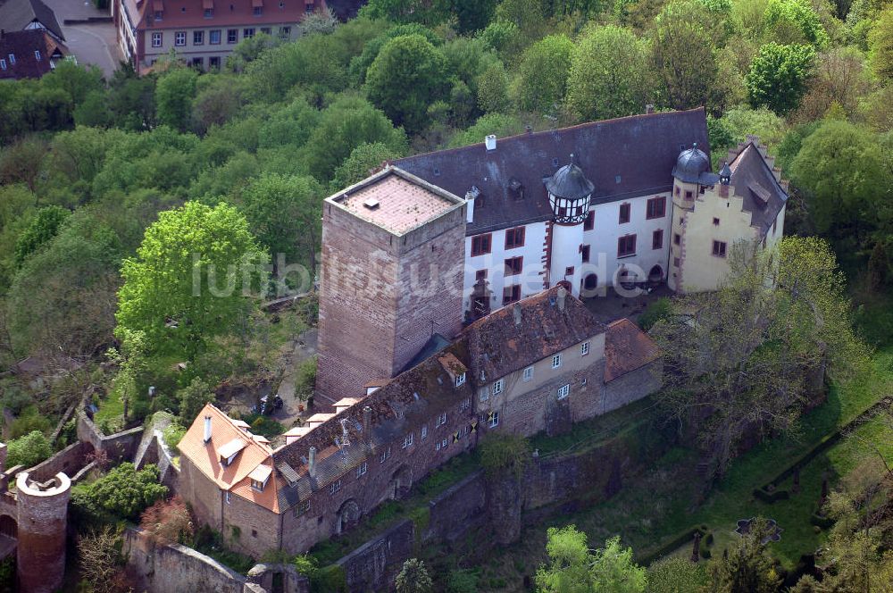 GAMBURG von oben - Burg Gamburg im Main-Tauber-Kreis in Baden-Würtemberg