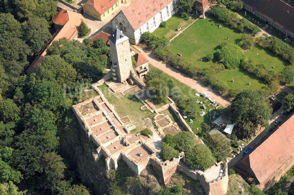 Halle (Saale) von oben - Burg Giebichenstein in Halle (Saale)