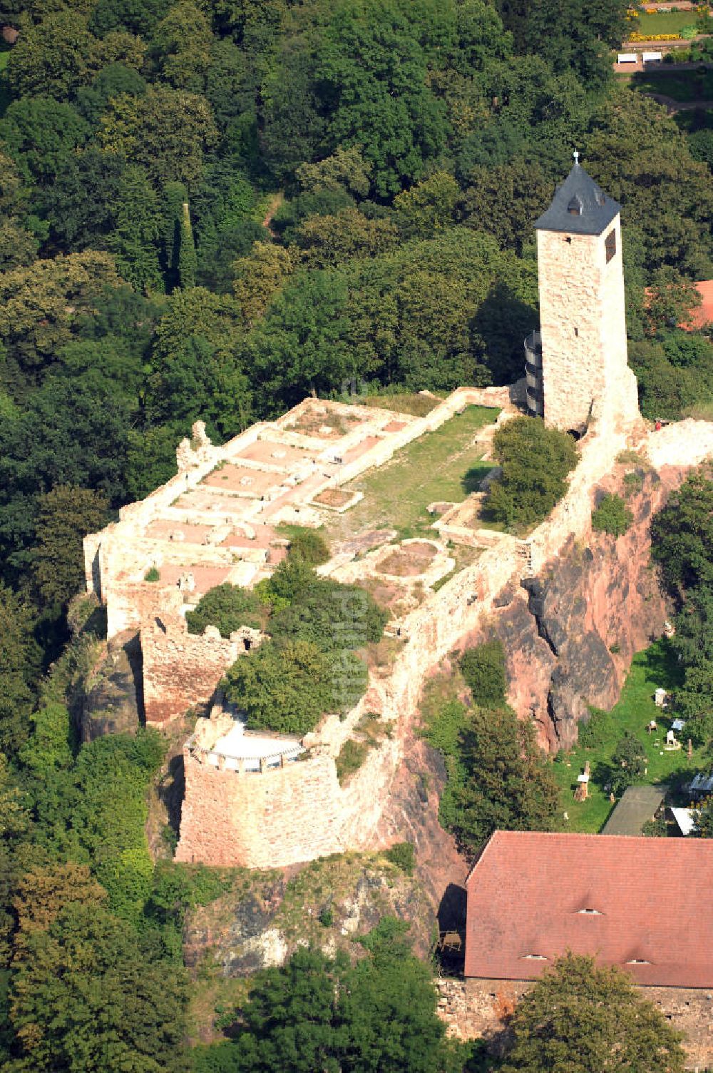 Luftbild Halle (Saale) - Burg Giebichenstein in Halle (Saale)