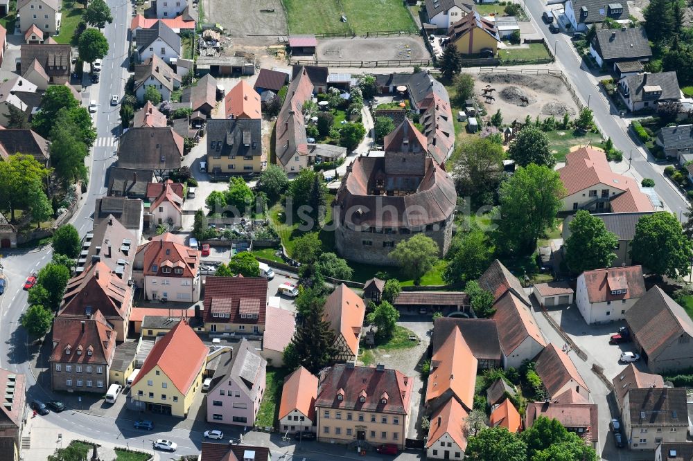 Nürnberg von oben - Burg Kornburger Schloss in Nürnberg im Bundesland Bayern, Deutschland