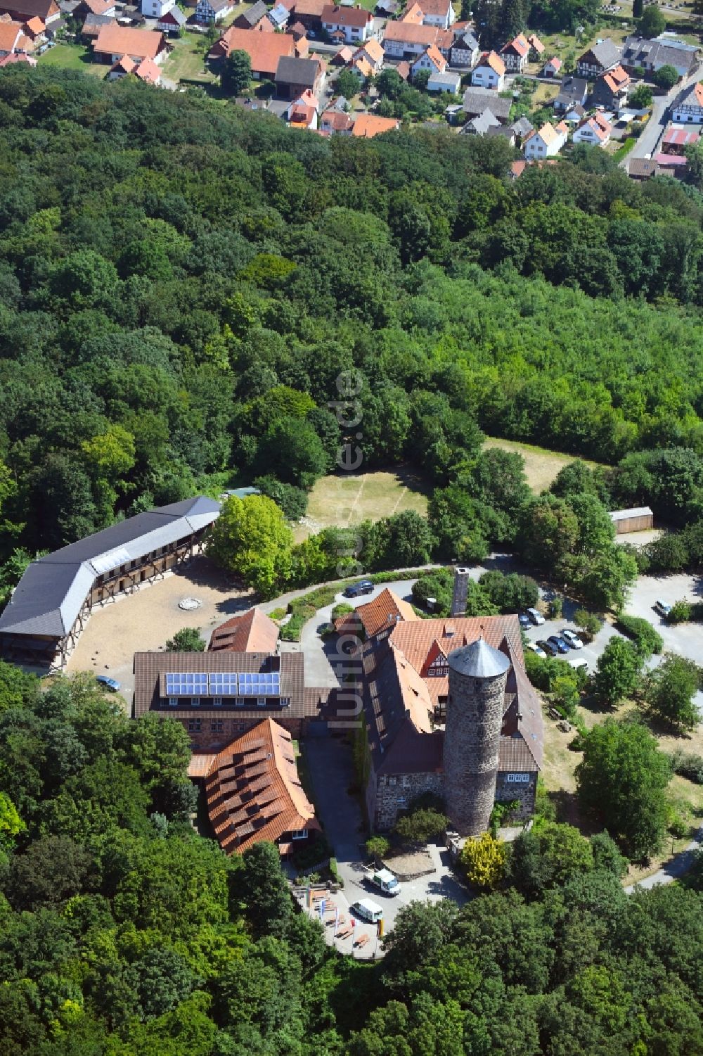 Witzenhausen von oben - Burg Ludwigstein in Witzenhausen im Bundesland Hessen, Deutschland