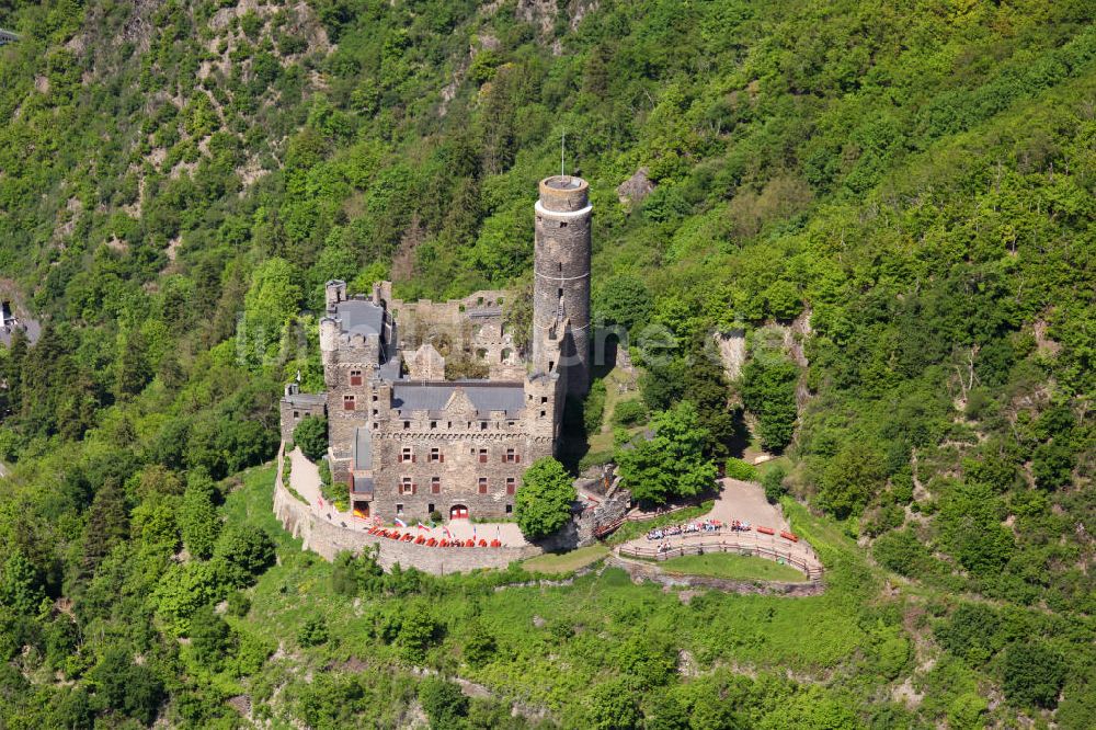 Wellmich aus der Vogelperspektive: Burg Maus im Mittelrheintal bei St. Goarshausen im Ortsteil Wellmich