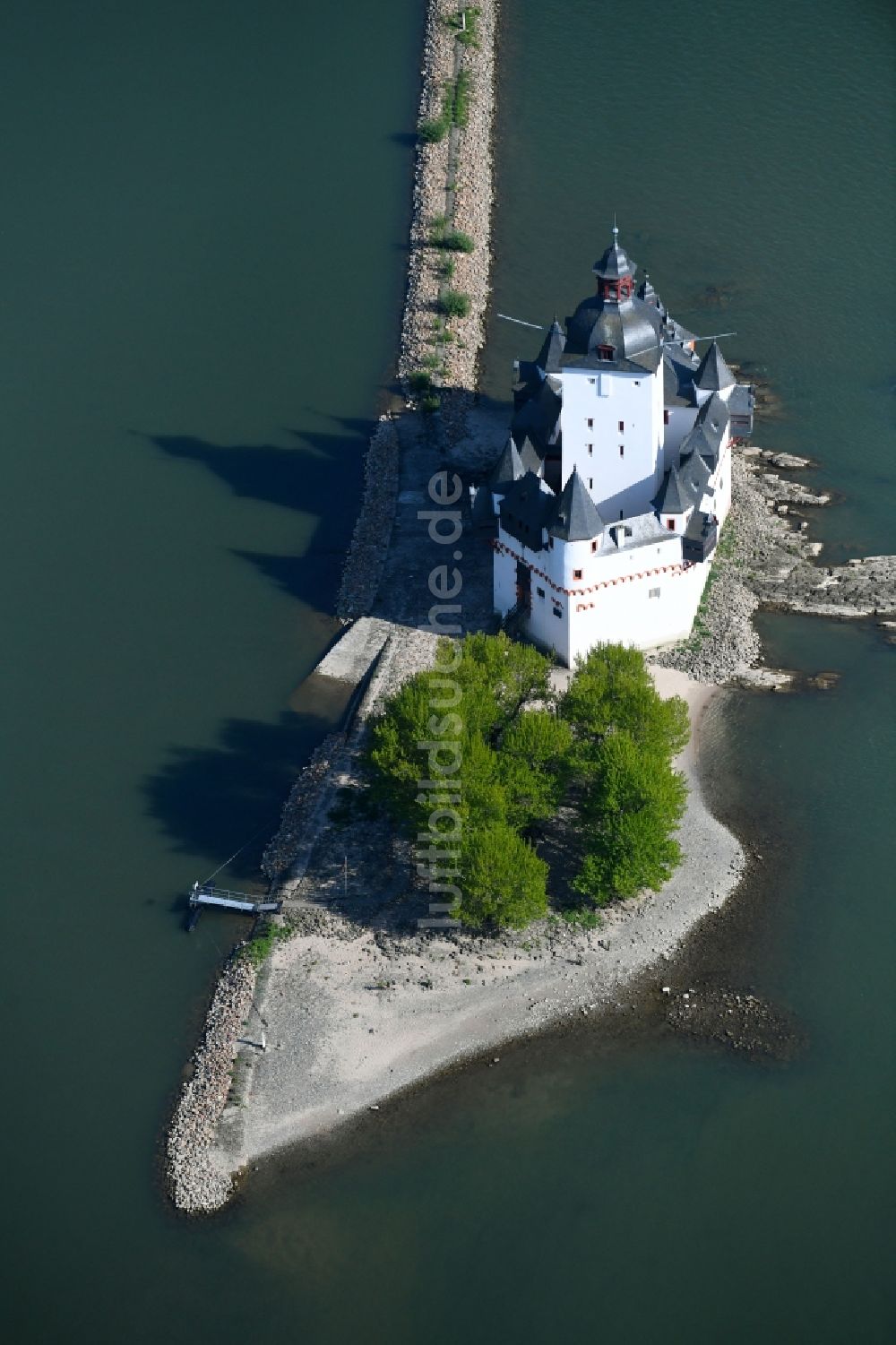 Kaub von oben - Burg Pfalzgrafenstein Castle im Ortsteil Falkenau in Kaub im Bundesland Rheinland-Pfalz, Deutschland