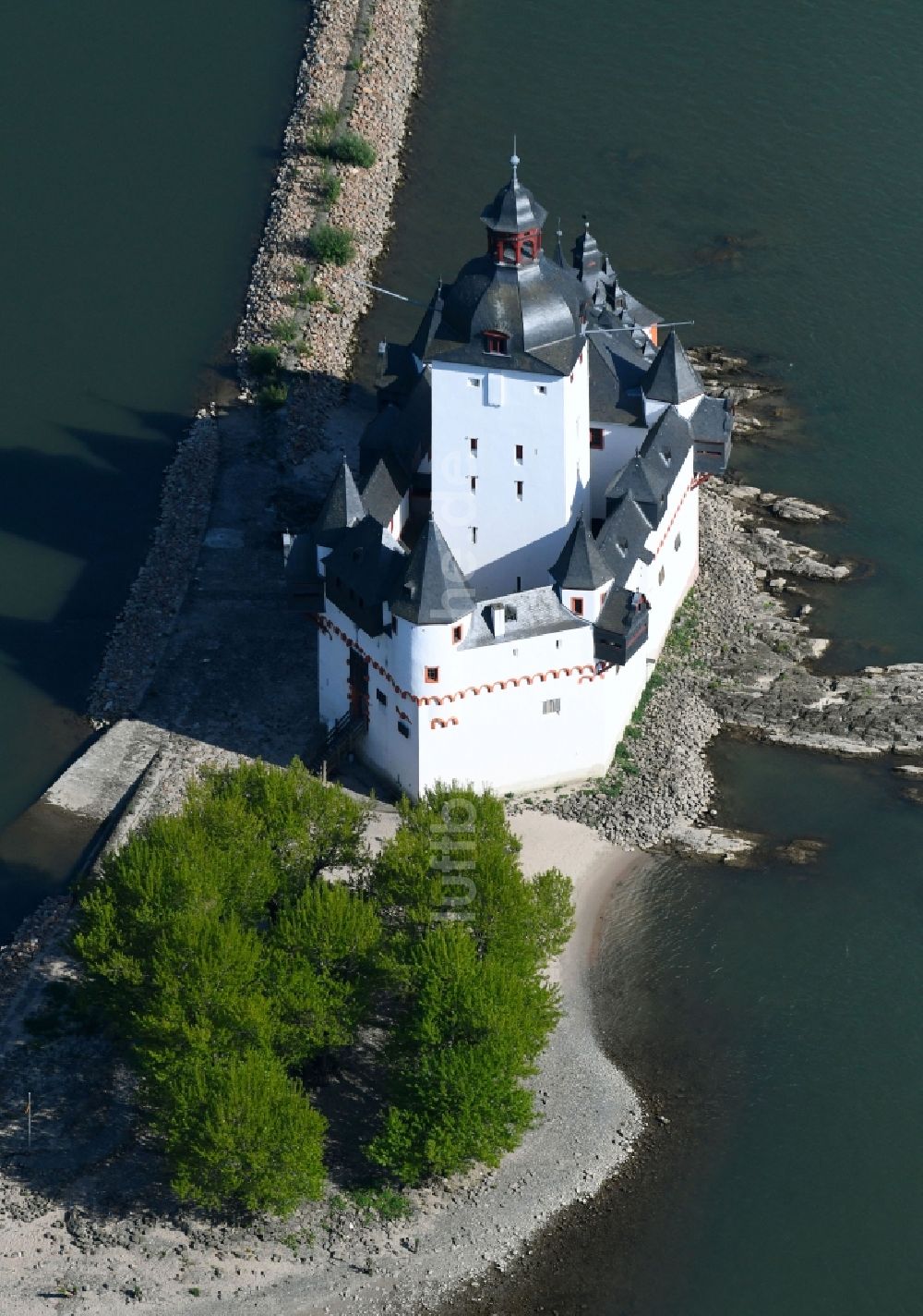 Kaub aus der Vogelperspektive: Burg Pfalzgrafenstein Castle im Ortsteil Falkenau in Kaub im Bundesland Rheinland-Pfalz, Deutschland