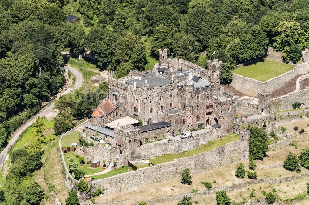 Trechtingshausen von oben - Burg Reichenstein in Trechtingshausen im Bundesland Rheinland-Pfalz, Deutschland