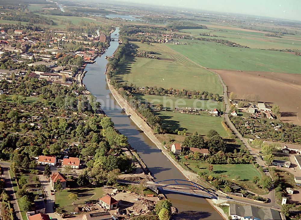 Burg / Sachsen-Anhalt von oben - Burg / Sachsen-Anhalt Umbau des Elbe-Havel-Kanal bei Burg 14.10.2003