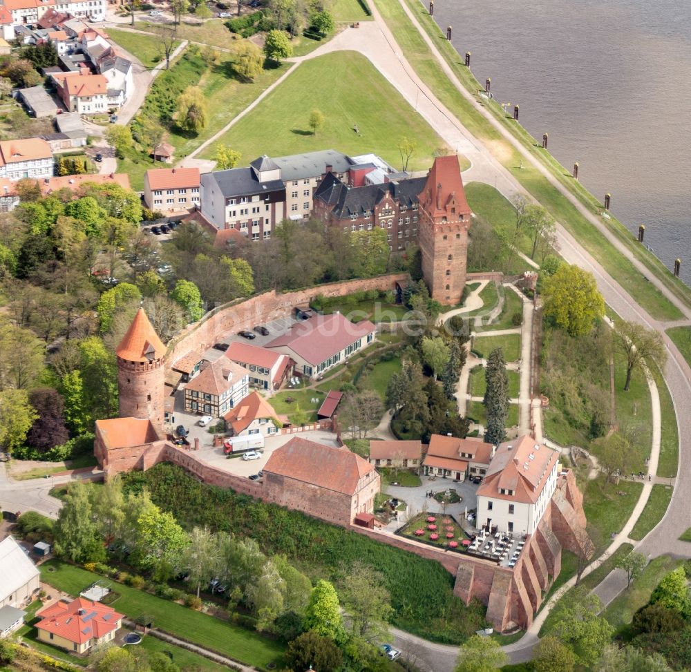 Luftbild Tangermünde - Burg / Schloss in Tangermünde im Bundesland Sachsen-Anhalt