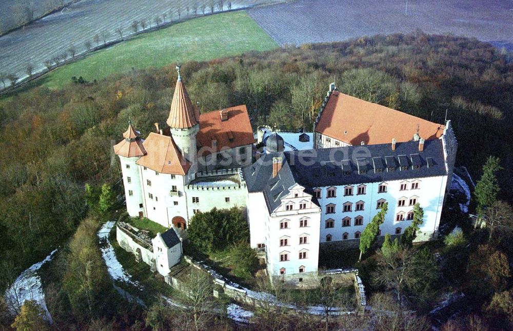 Schönungen / Bayern aus der Vogelperspektive: Burg Schönungen in Bayern.