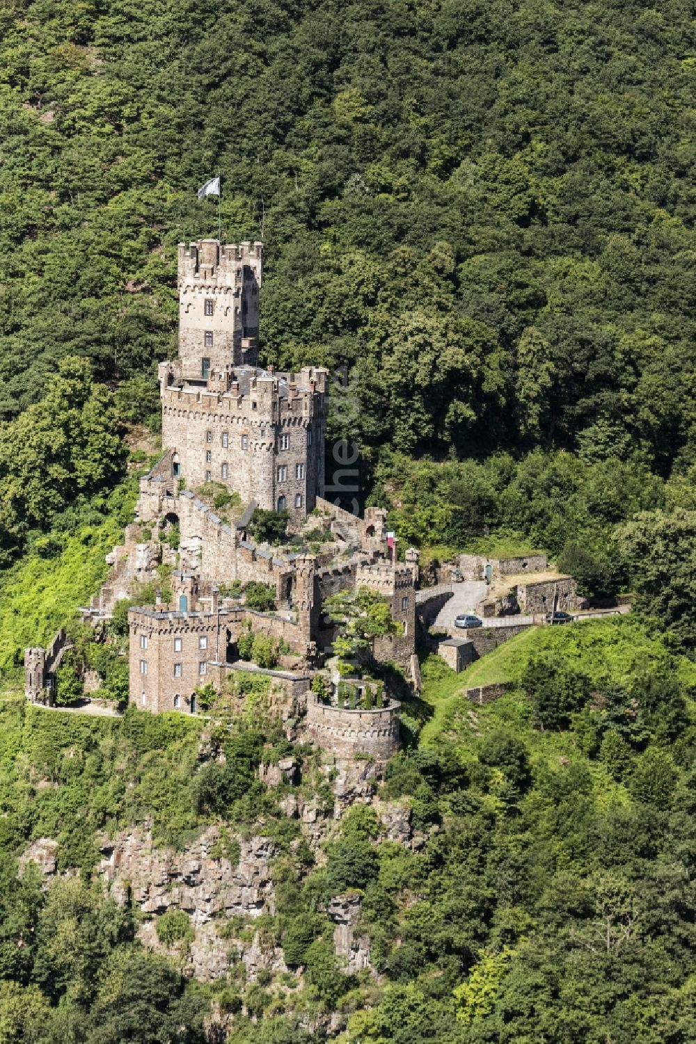 Luftaufnahme Niederheimbach - Burg Sooneck Castle in Niederheimbach im Bundesland Rheinland-Pfalz, Deutschland