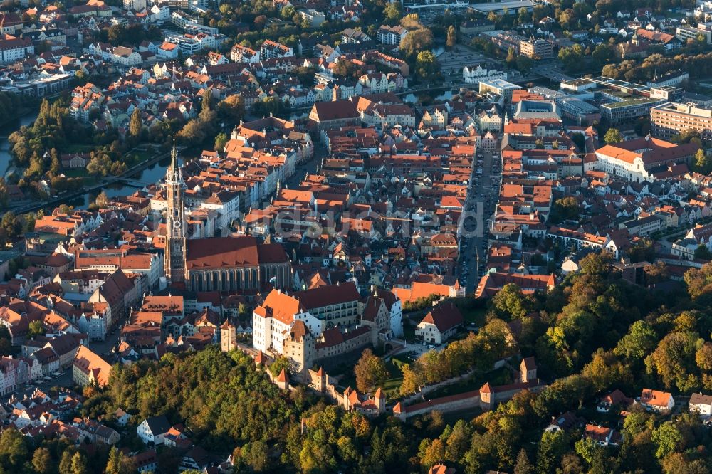 Landshut von oben - Burg Trausnitz in Landshut im Bundesland Bayern